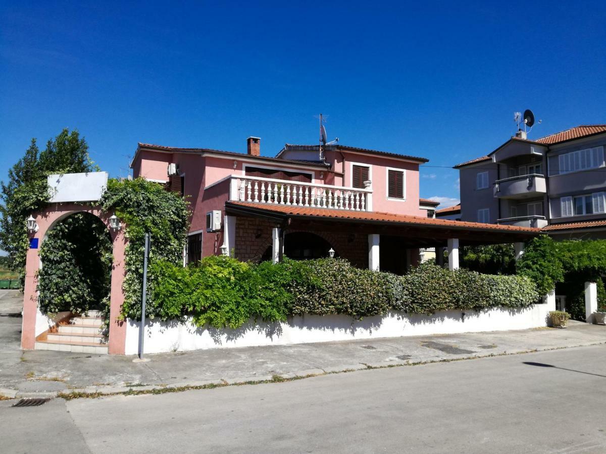 Apartment Sandra Umag Exterior photo
